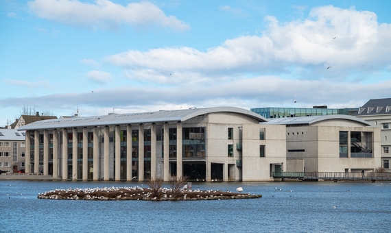 市政廳 Reykjavik City Hall